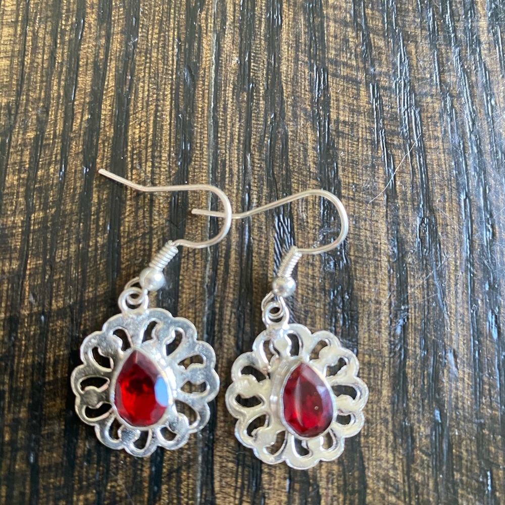 Ruby earrings - Picture 2 of 6